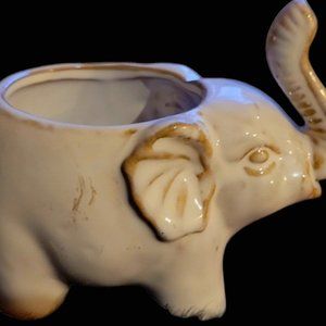 Elephant planter